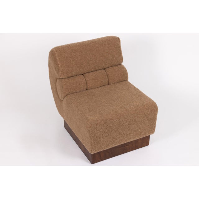 Italian Lounge Chair in Walnut and Cashmere Bouclé from Schumacher, 1970 For Sale - Image 15 of 16