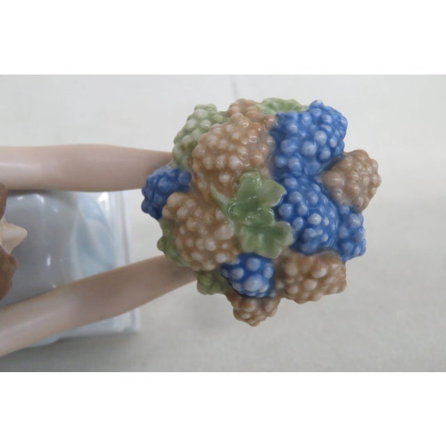 Early 20th Century Rosenthal Bavaria Germany a Grapes Bearer Porcelain Figurine 4470b For Sale - Image 5 of 12