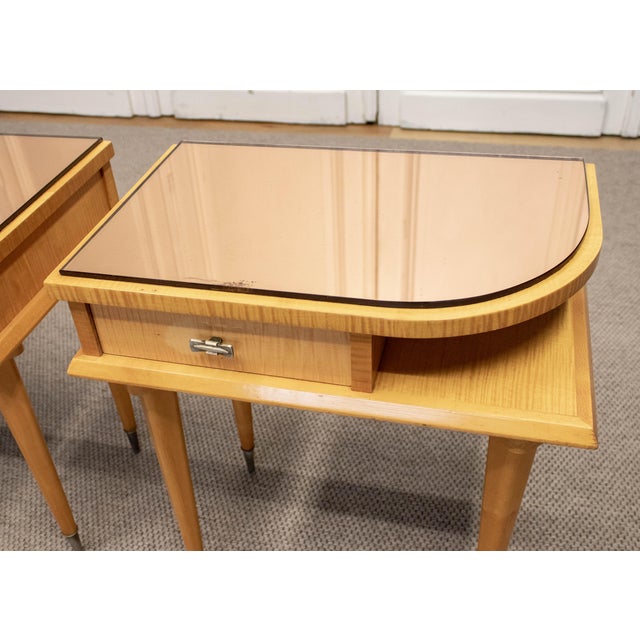 French Art Deco Nightstands with Brown Mirrored Glass Tops in Birch, 1940s, Set of 2 For Sale - Image 4 of 8