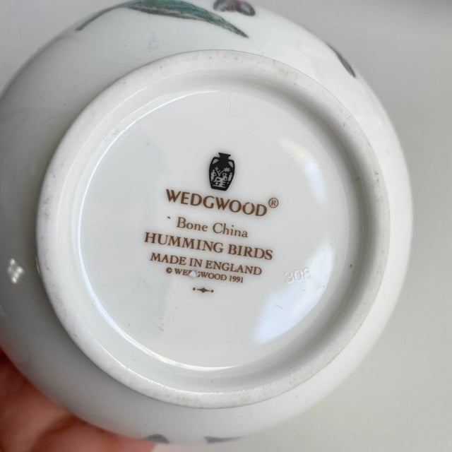 Vintage Wedgwood Hummingbird Creamer & Sugar Bowl Floral Bird Bone China For Sale - Image 10 of 13