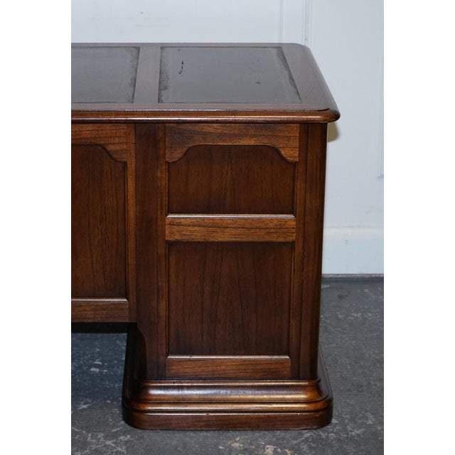 Vintage Hekman Usa Twin Pedestal Desk with Brown Leather Top Brass Handles For Sale - Image 10 of 18