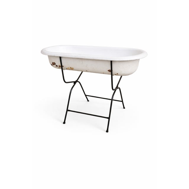 Mid-Century Hungarian Enamel Baby Bath on Black Metal Stand, 1950s For Sale - Image 4 of 9