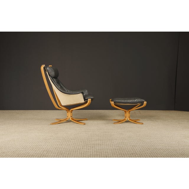 Mid-Century Modern Falcon' Chair and Ottoman by Sigurd Ressell for Vatne Møbler, 1970s, Signed - Set of 2 For Sale - Image 3 of 12