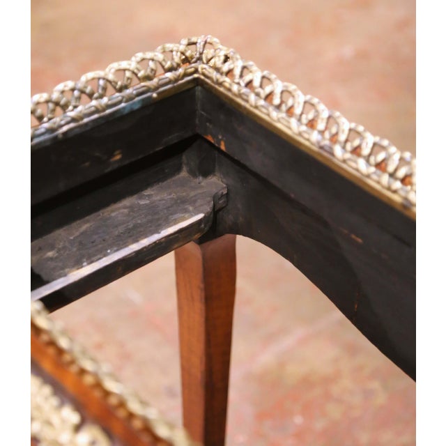 19th Century French Louis XV Veneer Jardinière With Bronze Ormolu Mounts & Zinc Tray For Sale In Dallas - Image 6 of 17