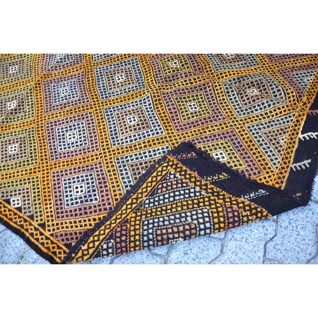 Vintage Geometric Turkish Kilim Rug For Sale - Image 4 of 11