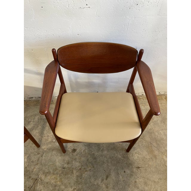 Arne Hovmand-Olsen Danish Modern Teak Armchairs With Leather, 1950 For Sale - Image 10 of 14