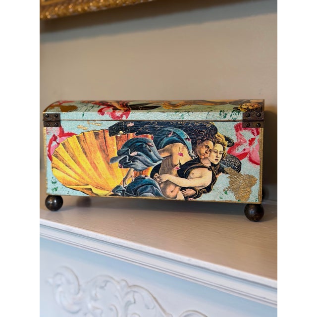 1990s Ocean Themed Painted Box For Sale - Image 5 of 12