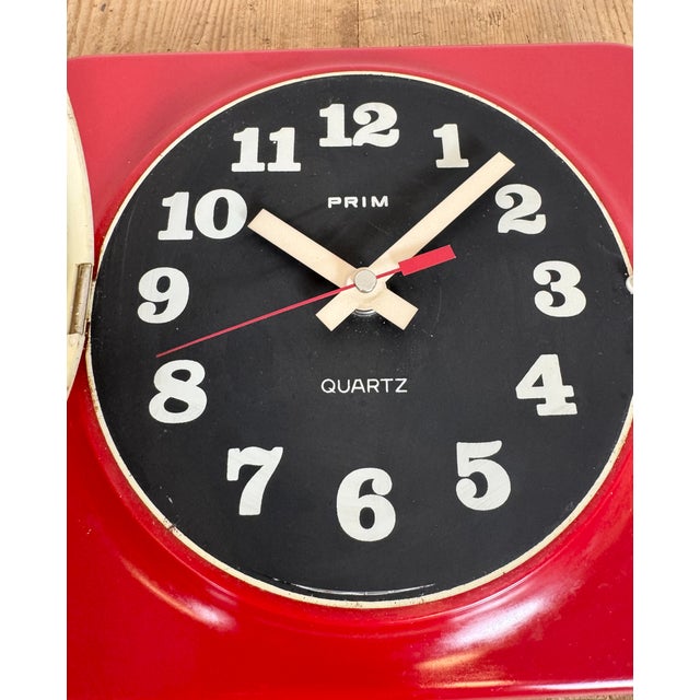 Vintage Red Plastic Wall Clock from Prim, 1970s For Sale - Image 18 of 18