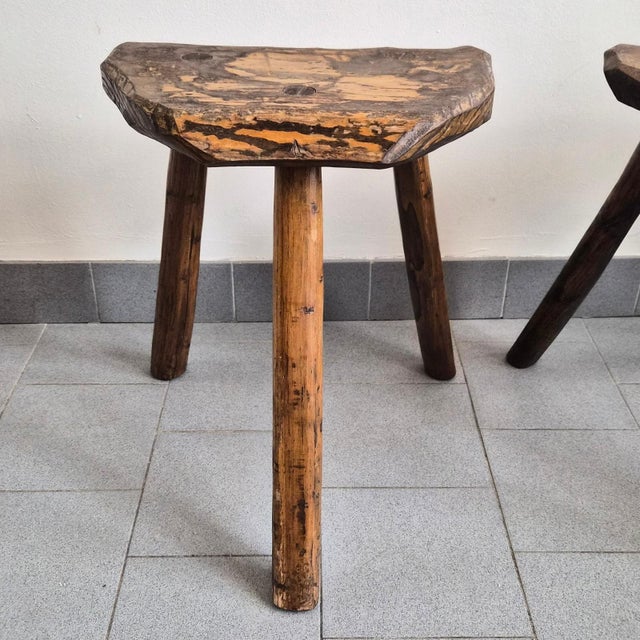 Fair condition. Usual signs of wear, see photos. Sold as is. Height 45 cm. Length 38 cm. Width 26 cm. Superb vintage stools.
