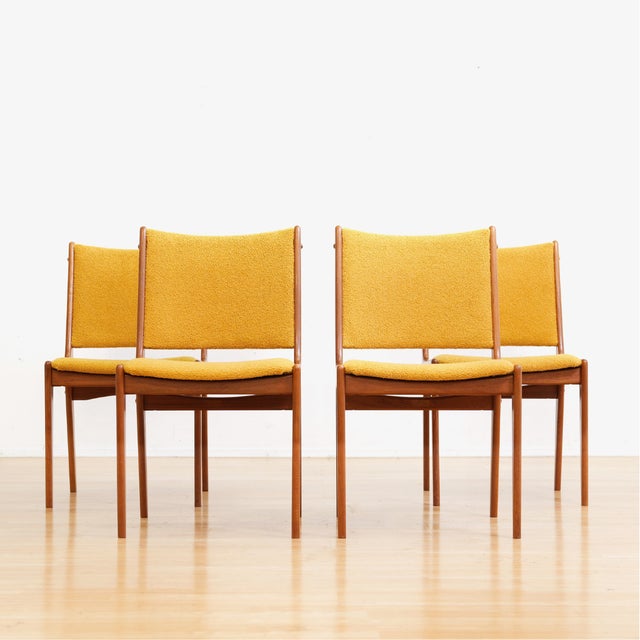Mid-Century Modern Set of Four Mid Century Danish Dining Chairs For Sale - Image 3 of 10
