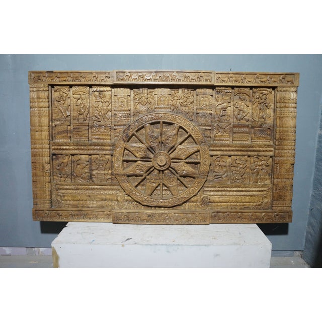 Mid-Century Modern Large Hand-Carved Wooden Konark Chariot Wheel Panel – Sun Temple Style Architectural Wall Art For Sale - Image 3 of 5