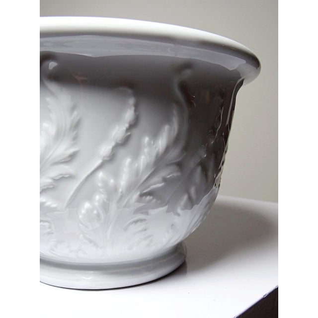 Vintage Porcelain Cachepot from Limoges, 1920s For Sale - Image 6 of 9