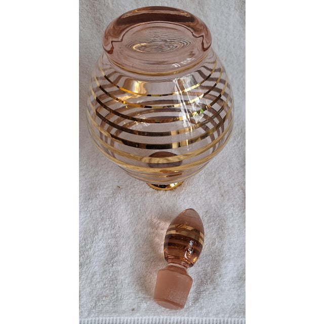 Art Deco Liqueur Carafe with Pink Tinted Glass and Gold Decoration, 1930s For Sale - Image 4 of 5