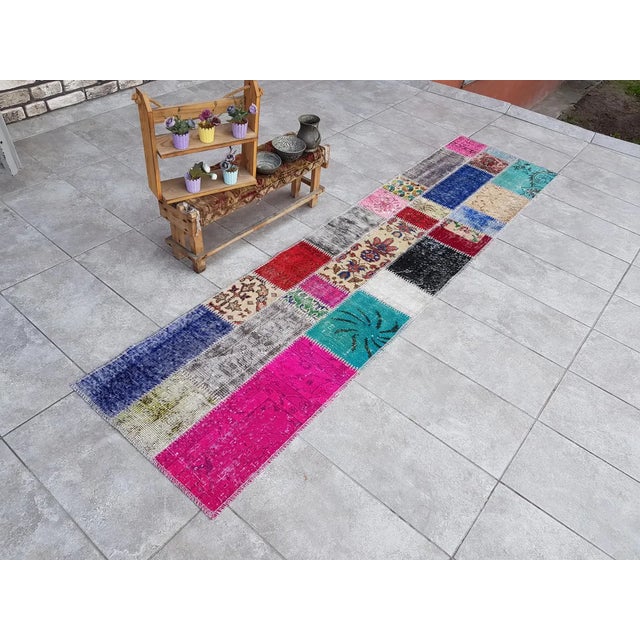 Tribal Mid 20th Century Handknotted Tribal Oushak Runner Rug For Sale - Image 3 of 10