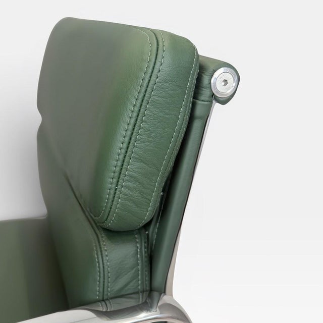 Herman Miller Eames Aluminum Group Soft Pad Management Chair - Green Leather For Sale - Image 6 of 10