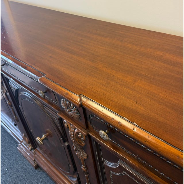 Francesco Molon Giemme Monumental French Louis XIV Style Sideboard For Sale In New York - Image 6 of 12