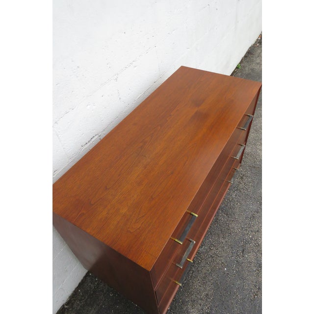 Mid 20th Century Ramseur Furniture Mid Century Modern Small Dresser Chest 6170 For Sale - Image 10 of 18