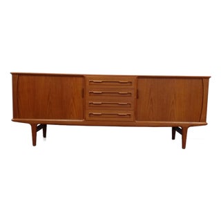 Vintage Danish Modern Teak Credenza by Bordum & Nielsen For Sale