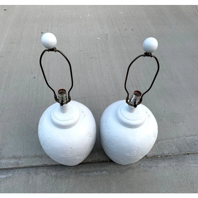 Pair of White Postmodern Plaster Urn Table Lamps For Sale - Image 4 of 8