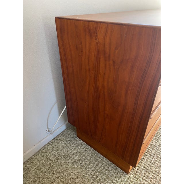 Westnofa Furniture Westnofa Vintage Norwegian 8-Drawer Teak Dresser For Sale - Image 4 of 7