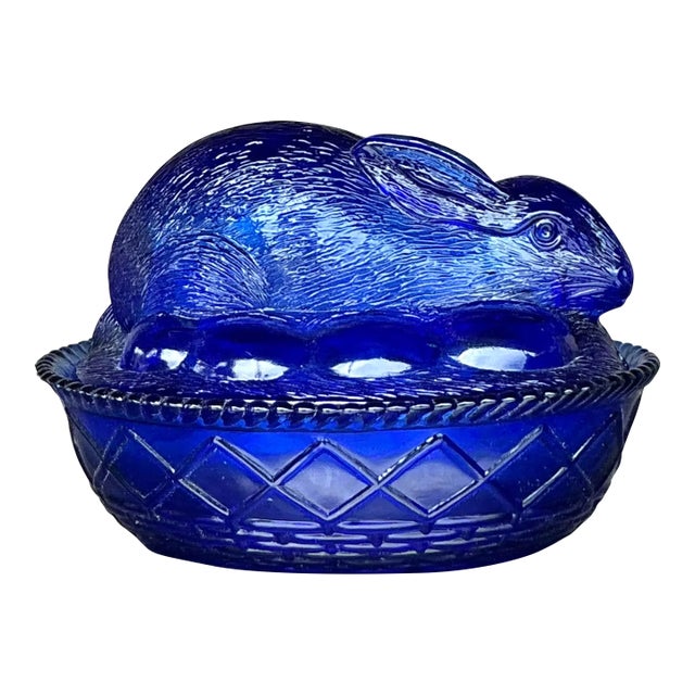 Vintage Boho Pressed Glass Rabbit Lidded Trinket Dish For Sale
