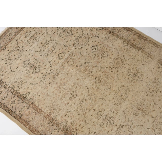 Vintage Hanknotted Floor Turkish Rug For Sale - Image 4 of 9