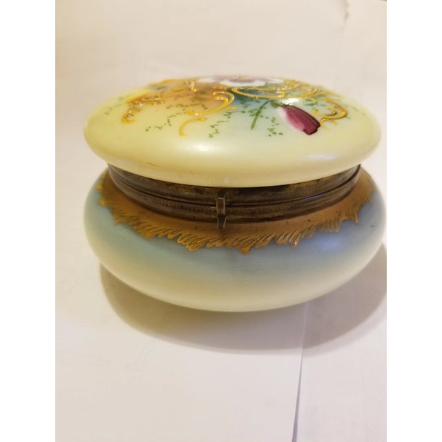 1900 - 1909 Antique Bohemian Glass Powder Jar Dresser Box For Sale - Image 5 of 10