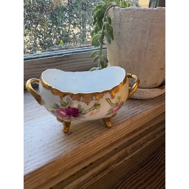 We purchased a house from a family that had owned it for 100 years through 3 generations. They were big antique collectors...