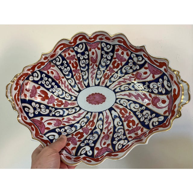 Worcester Porcelain Large Antique 18th Century English Worcester Porcelain Oval Dish or Bowl in the Queen Charlotte Pattern Circa 1790 For Sale - Image 4 of 13