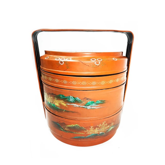 Chinese Vintage Chinese Mid Century Lacquer Hand Painted Wedding Box For Sale - Image 3 of 5