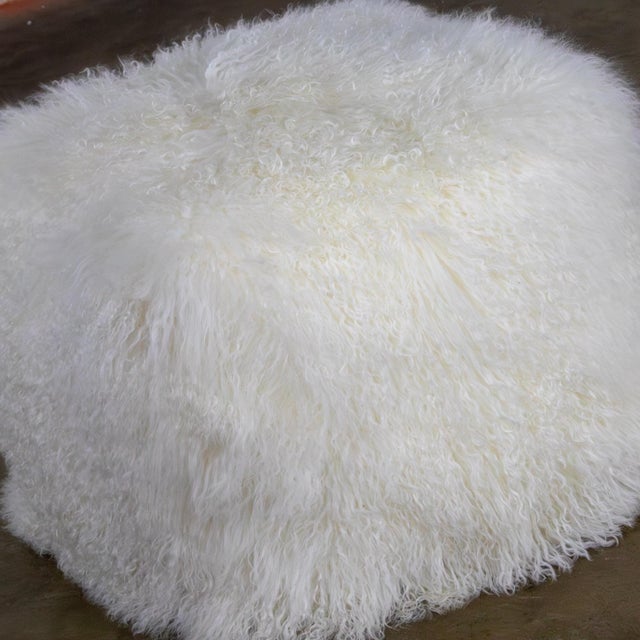 Late 20th to Early 21st Century Modern Square Ottoman or Pouf With White Mongolian Sheepskin For Sale - Image 10 of 18