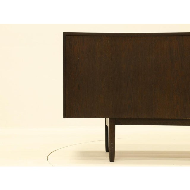 Wood Model FA-66 Sideboard in Stained Oak by Ib Kofod-Larsen for Faarup Møbelfabrik, 1960s For Sale - Image 7 of 18
