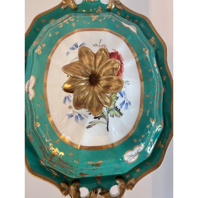 Rococo 19th Century Old Paris Porcelain Covered Entrée Dish – Green With Hand-Painted Florals & Gilt Decoration For Sale - Image 3 of 8