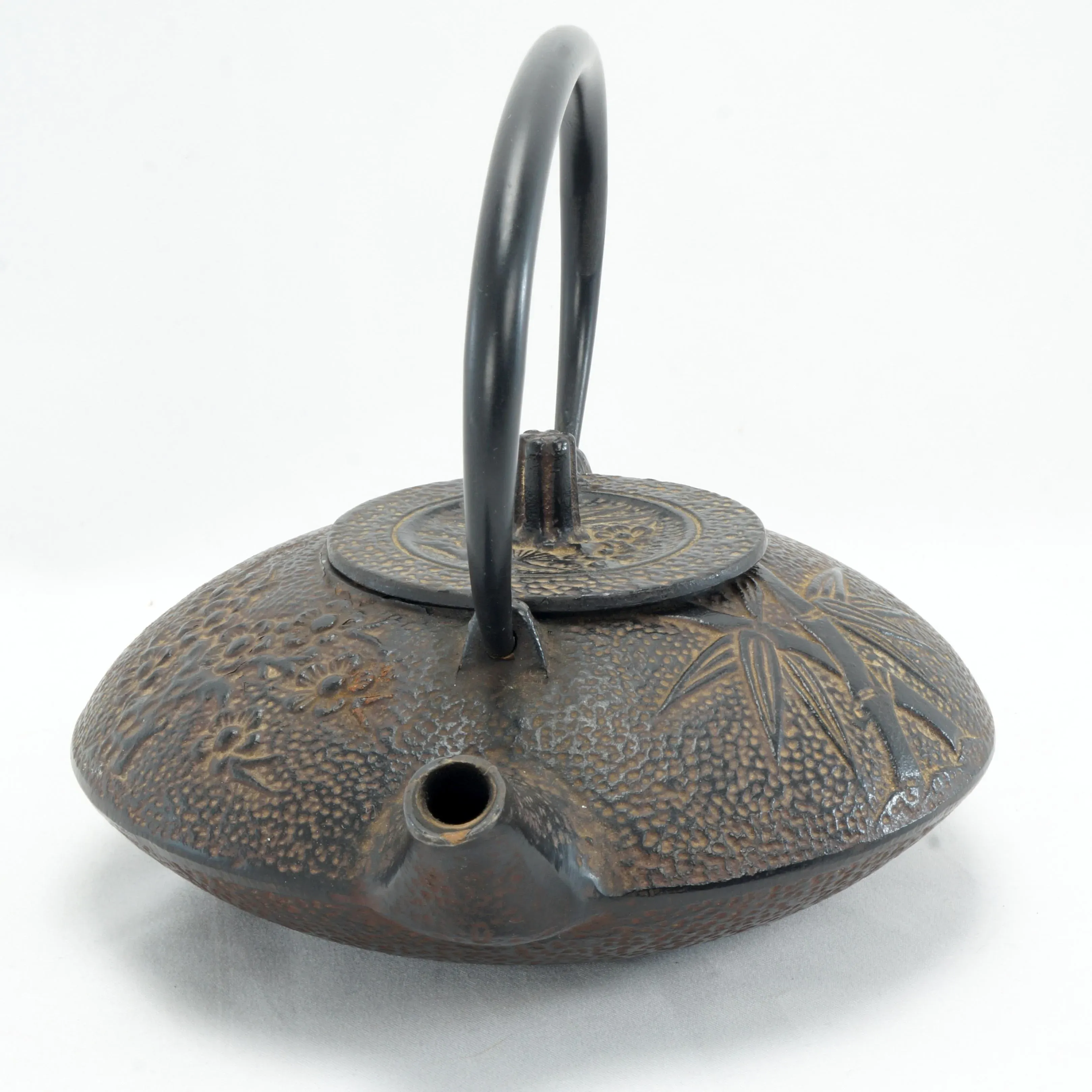 Vintage Japanese Cast Iron Teapot Three Winter Friends Motif