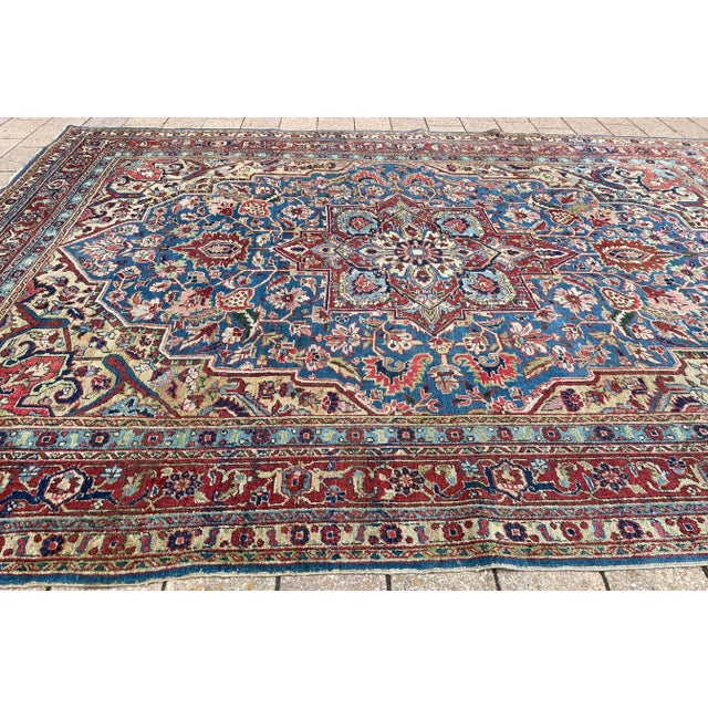Antique Persian Heriz/Serapi Carpet, Light Blue and Gold For Sale - Image 9 of 11