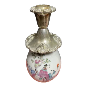 Early 19th Century Hand-Painted Chinese Porcelain Vase Candle Holder