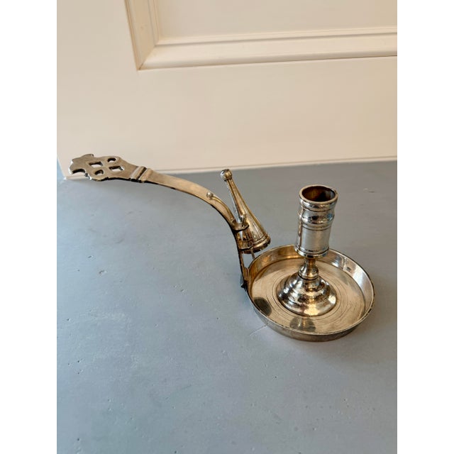 English Early 20th Century Silver Plate Chamber Stick With Attached Snuffer For Sale - Image 3 of 7