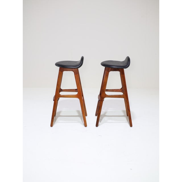 Vintage OD61 Bar Stools by Erik Buch for Oddense Maskinsnedkeri, 1960s, Set of 2 For Sale - Image 9 of 16