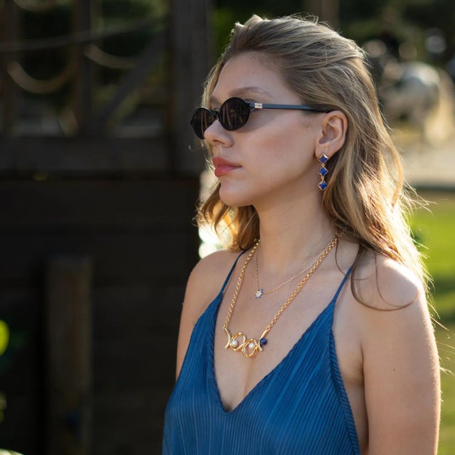 Midnight Blue Cat Eye Gold Earrings, A Pair For Sale In Miami - Image 6 of 8