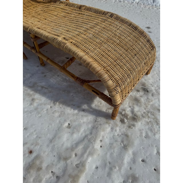 Boho Chic Vintage 1970s Coastal Modern Italian Rattan Chaise Lounge For Sale - Image 3 of 12