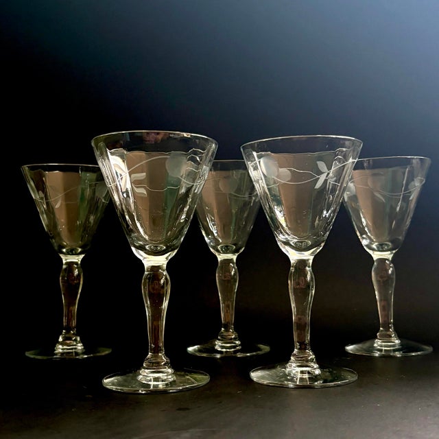Mid-Century Modern Vintage Etched Cordial Glasses – Set of 5 | Elegant Stemware With Floral Etched Design For Sale - Image 3 of 8