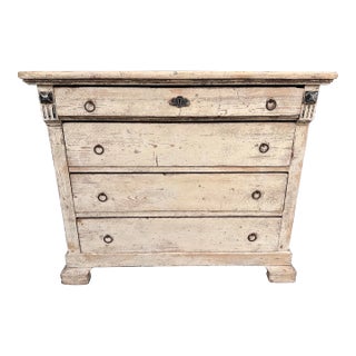 Mid 19th Century French Chest of Drawers For Sale
