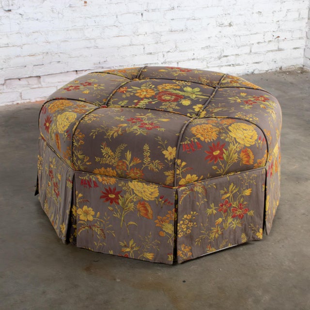 Late 20th Century Traditional Large Octagon Ottoman With Floral Tapestry Button Tufted Cushion Top For Sale - Image 14 of 17