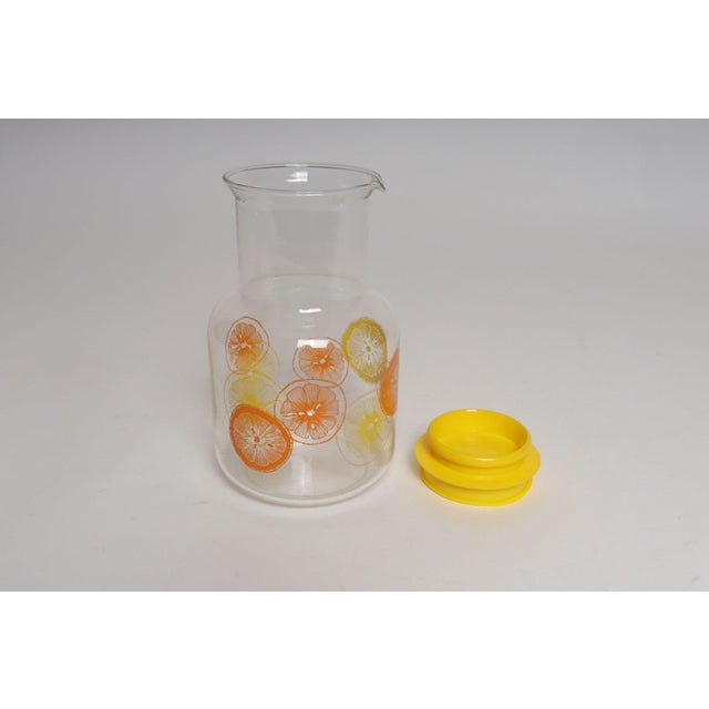 Glass Vintage Pyrex 1.5 Liter Glass Orange Juice / Lemonade Carafe With Lid Model 3515 For Sale - Image 7 of 11