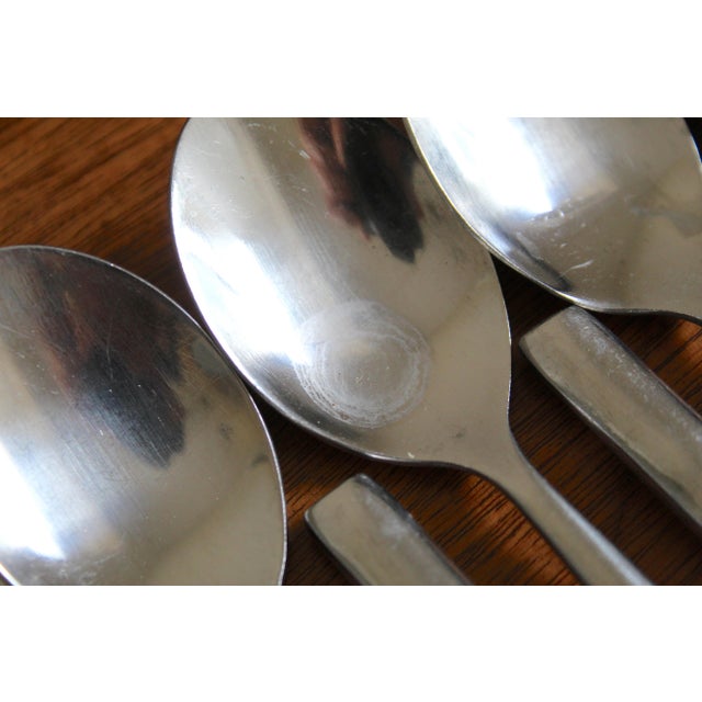 Vintage 1980s Stanley Roberts "Tiburon" Faux Bamboo Stainless Steel Flatware Set – 60 Pieces | Hollywood Regency Chinoiserie For Sale - Image 12 of 14