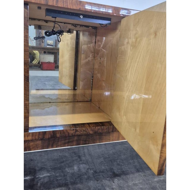 Sideboard in Varnished Burr Walnut with Central Bar, 1950s For Sale - Image 6 of 15