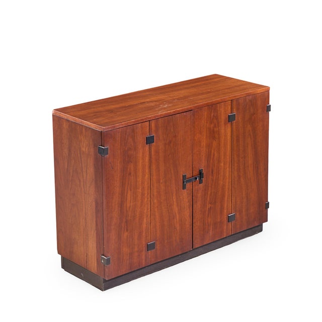 Brown Milo Baughman for Directional Mid Century Walnut Bar Console Credenza For Sale - Image 8 of 8