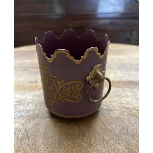 Absolutely lovely little petite-sized lavender cachepot with gold accents and decorative side ring handles. So much charm...