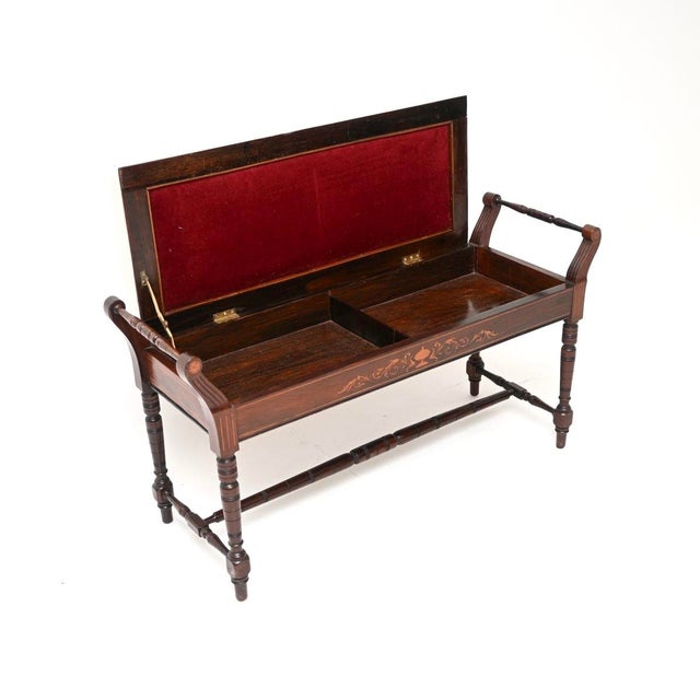A beautiful and very well made antique Victorian piano duet stool. This was made in England, it dates from the 1880-1900...