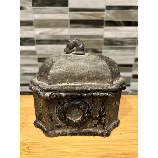 18th Century, English Georgian Lead Tobacco Keeper - Horse Finial For Sale In Boston - Image 6 of 8